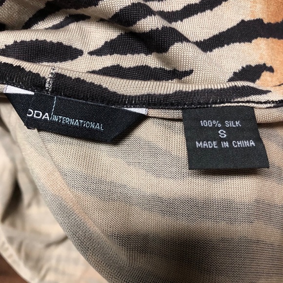 Animal striped wrap skirt - Picture 3 of 3